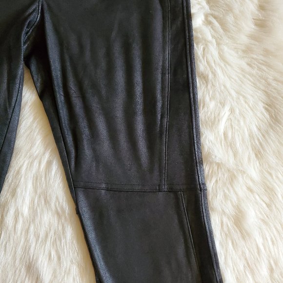 Free People Midnight NWT Vegan Faux Suede Black Leggings Size Small - Picture 11 of 16